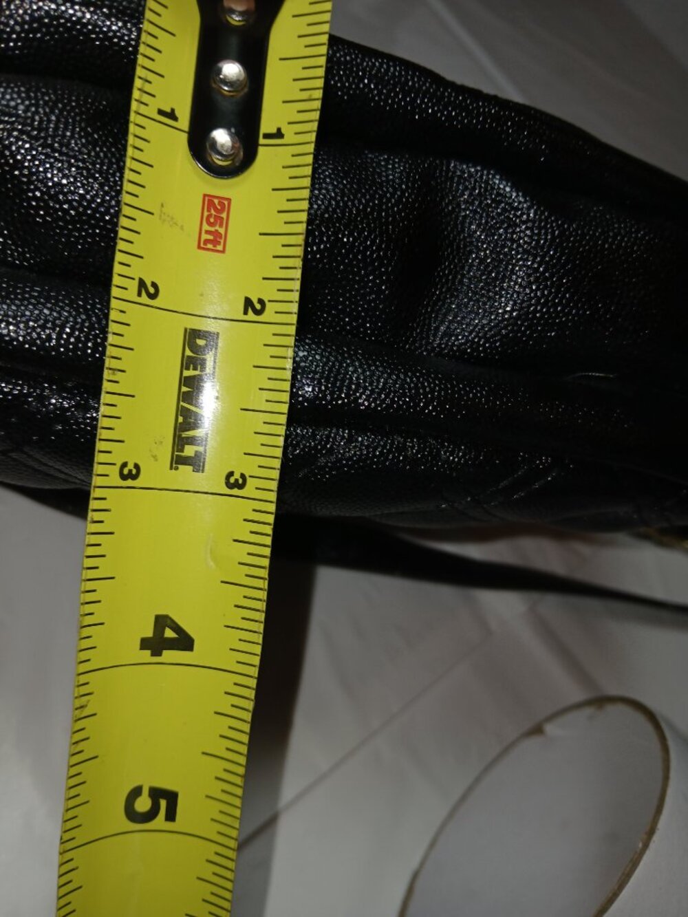 Anne Klein Crossbody Bag Black (Faux Leather) with Gold chain - Picture 11 of 11